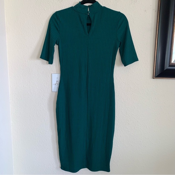 NWOT Venus Ribbed Mock Neck Midi Body Con Dress - Picture 4 of 12